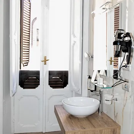 Hotel Caravita Rom Exterior foto Bathroom